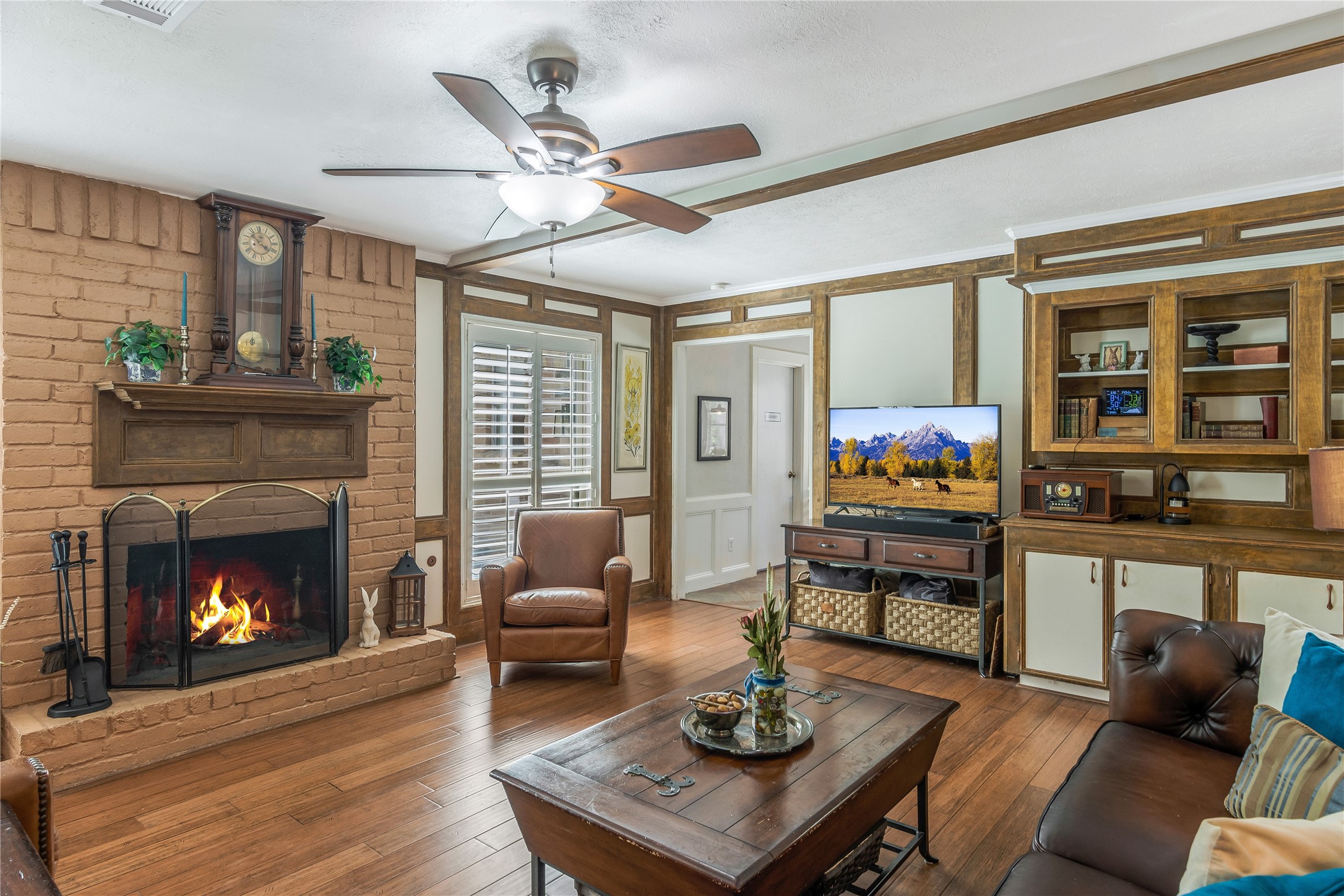 6411 Northway Drive Spring, TX 77389 - Photo 20 of 39 a living room with furniture and a fireplace