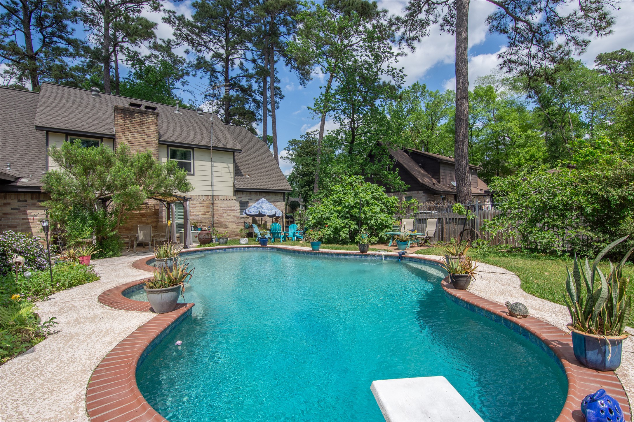 6411 Northway Drive Spring, TX 77389 - Photo 5 of 39 Another view of your backyard oasis!