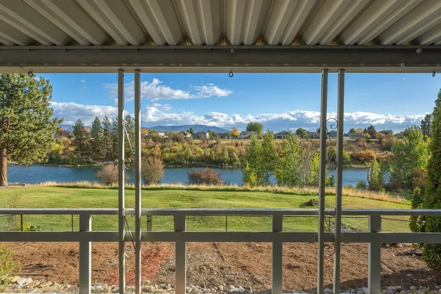 $399,000 | 18924 East Montgomery Drive, Otis Orchards, WA 99027