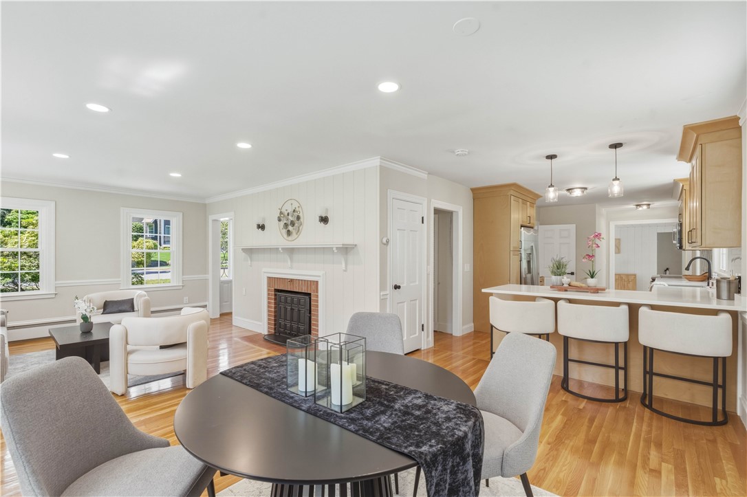 3 Sundale Road Cranston, RI 02921 - Photo 10 of 50