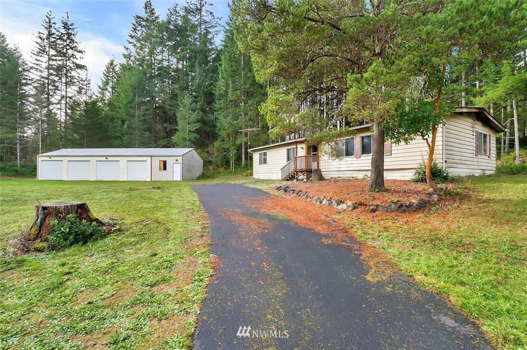 11750 Wicks Lake Road Southwest Port Orchard, WA 98367 - Photo 2 of 18 Gallery Image 2