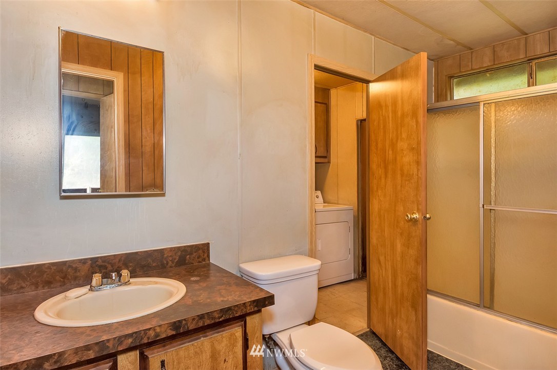 11750 Wicks Lake Road Southwest Port Orchard, WA 98367 - Photo 13 of 18 Gallery Image 13