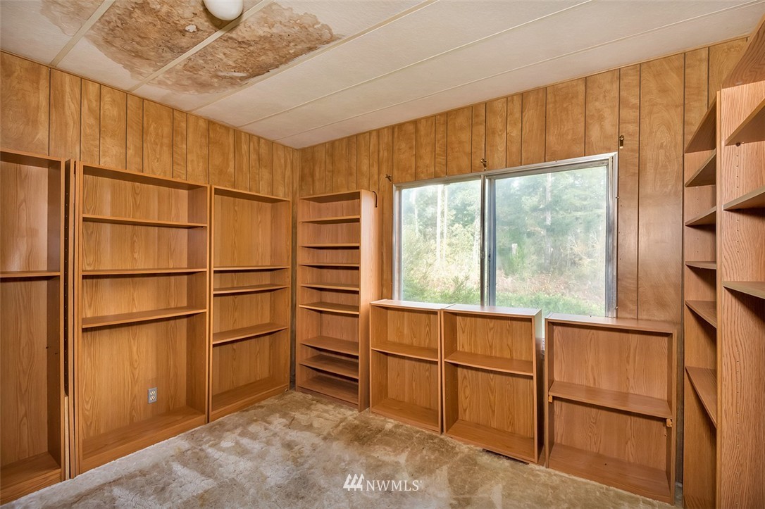 11750 Wicks Lake Road Southwest Port Orchard, WA 98367 - Photo 14 of 18 Gallery Image 14