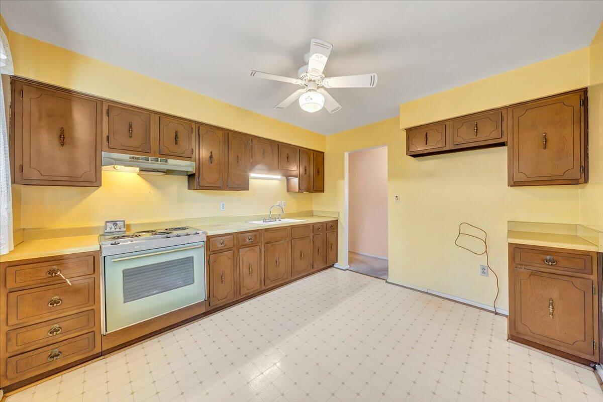 3577 Meadowlark Road Roanoke, VA 24018 - Photo 17 of 31 17-MIB06551