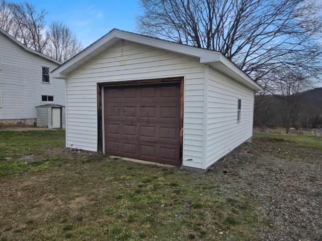 102 Armerford Road Armagh, PA 15920 - Photo 3 of 20
