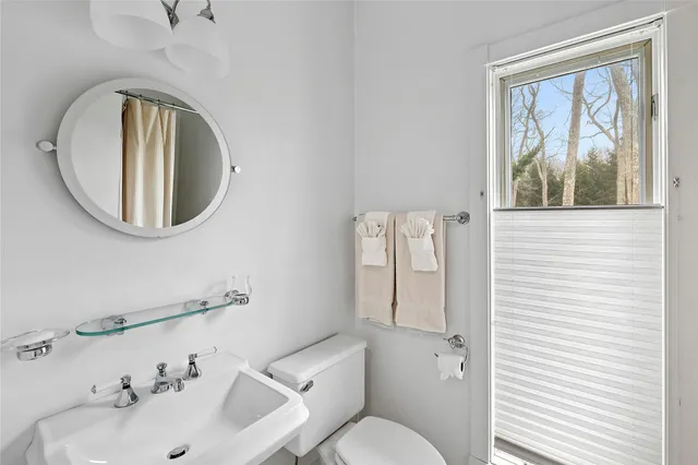 $4,775,000 | 28 Georgica Close Road, East Hampton, NY 11937