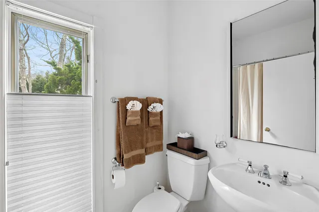 $4,775,000 | 28 Georgica Close Road, East Hampton, NY 11937