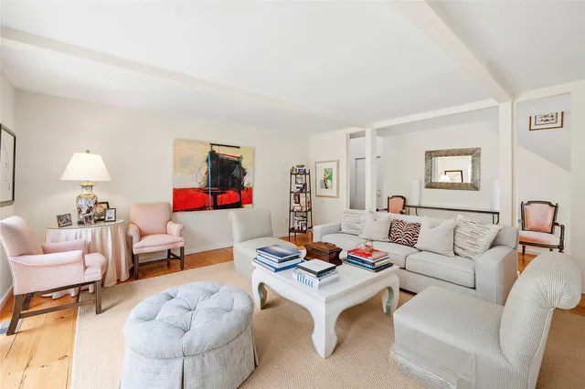 $4,775,000 | 28 Georgica Close Road, East Hampton, NY 11937