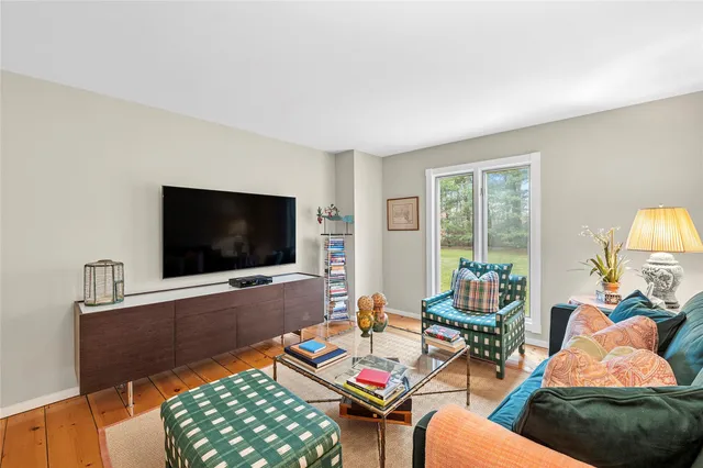 $4,775,000 | 28 Georgica Close Road, East Hampton, NY 11937