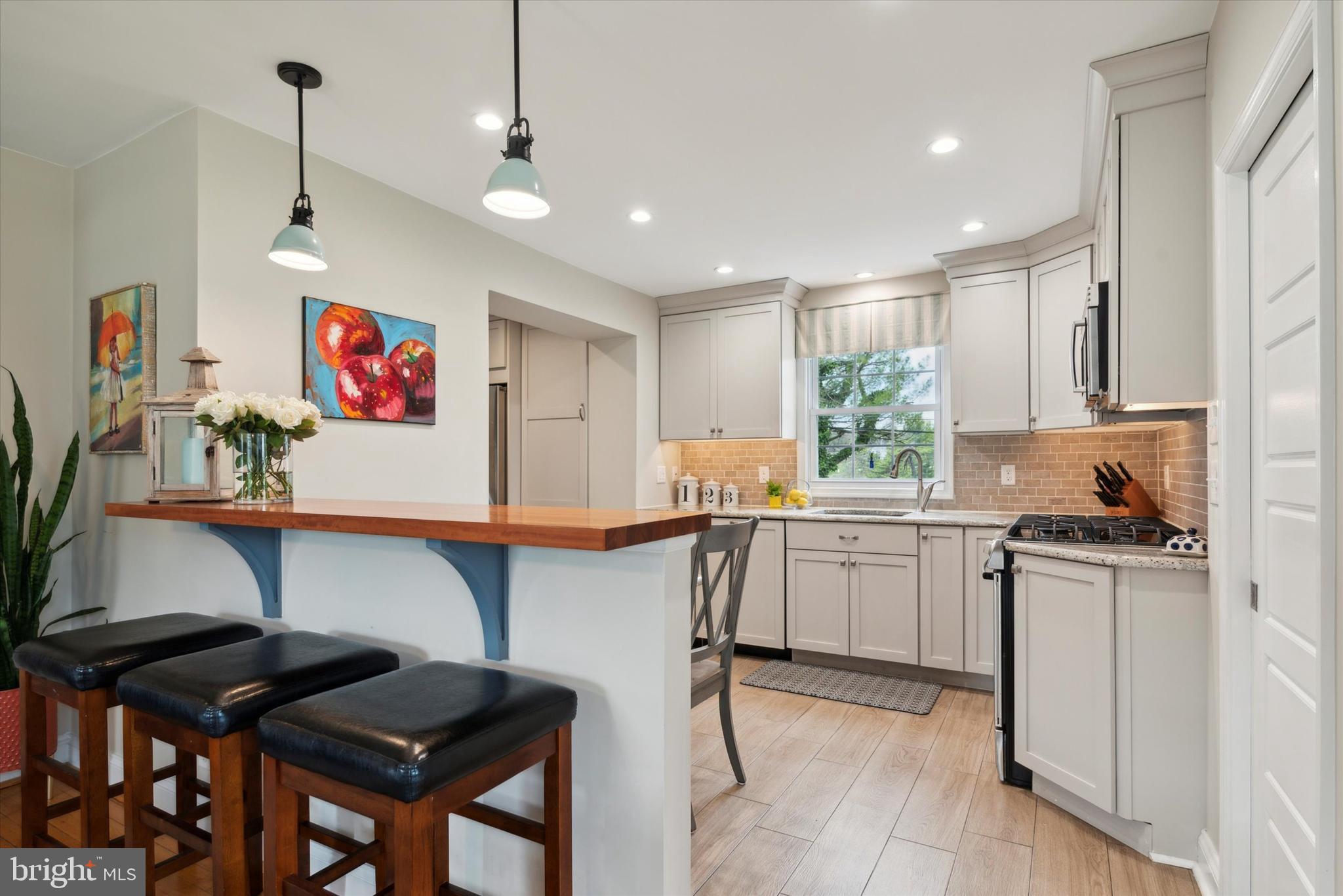 16 Golfview Road Ardmore, PA 19003 - Photo 12 of 55