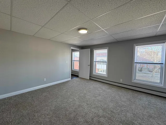 $1,614 | 70 3rd Street, Unit 2, Manchester, NH 03102