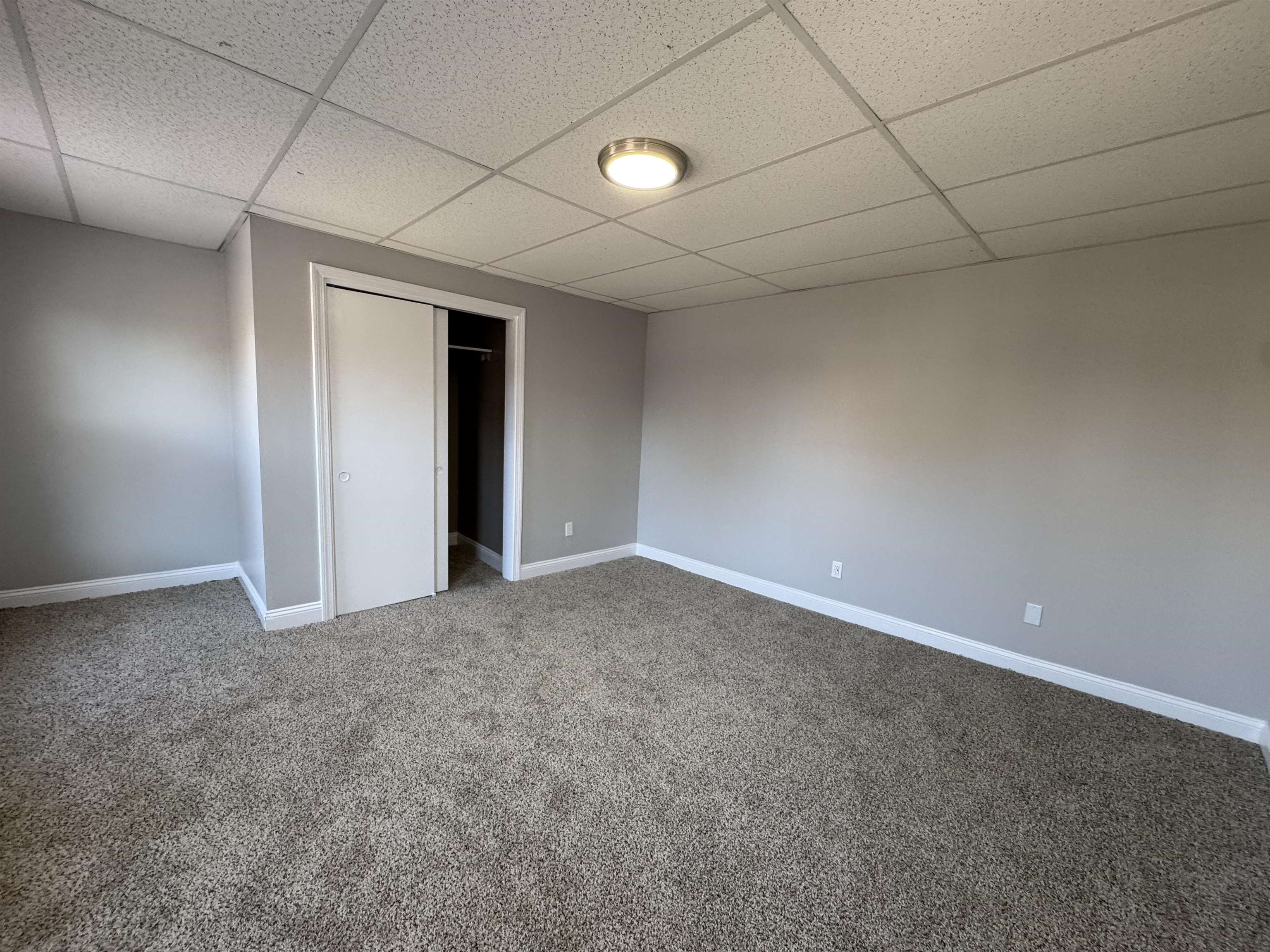 70 3rd Street, Unit 2 Manchester, NH 03102 - Photo 18 of 34