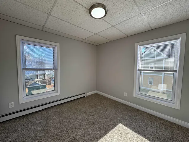 $1,614 | 70 3rd Street, Unit 2, Manchester, NH 03102