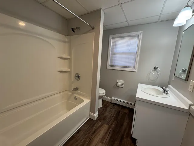 $1,614 | 70 3rd Street, Unit 2, Manchester, NH 03102