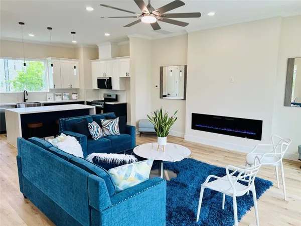 $2,995 | 3231 Tuam Street, Houston, TX 77004