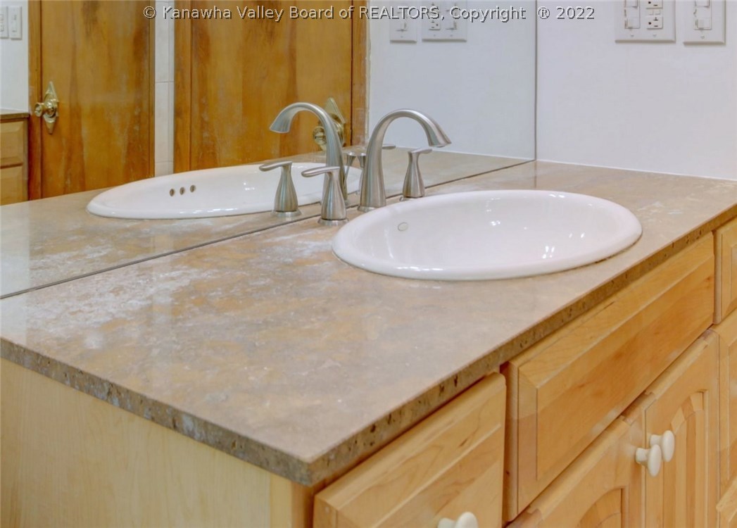 1633 1/2 Ravinia Road Charleston, WV 25314 - Photo 17 of 30 Gallery Image 17