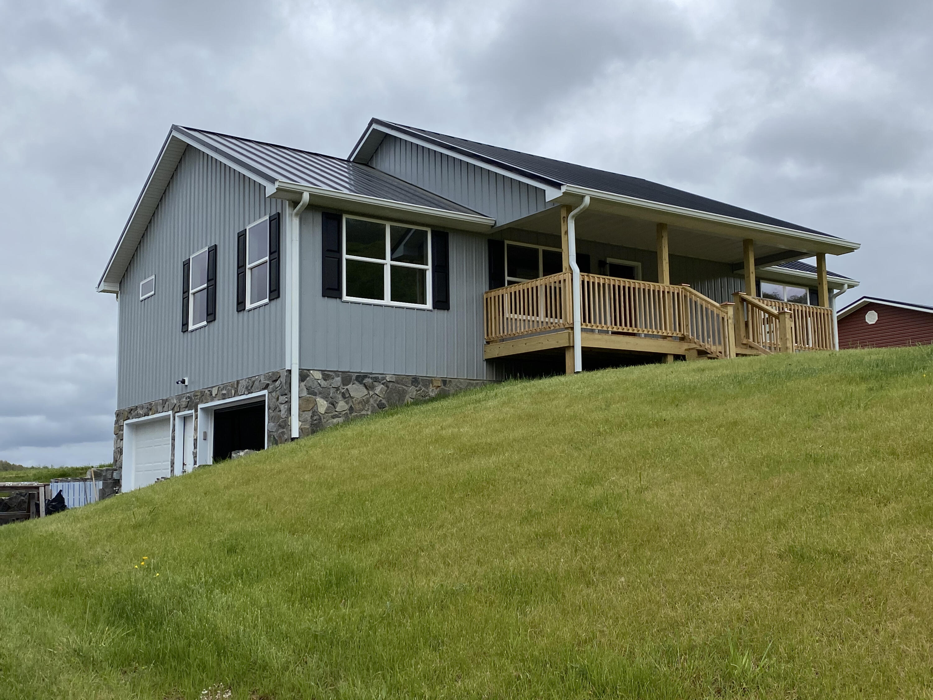 5160 Old Stage Road Chuckey, TN 37641 - Photo 3 of 35 E1CA922C-F7C4-410F-9545-118427ACEEF8