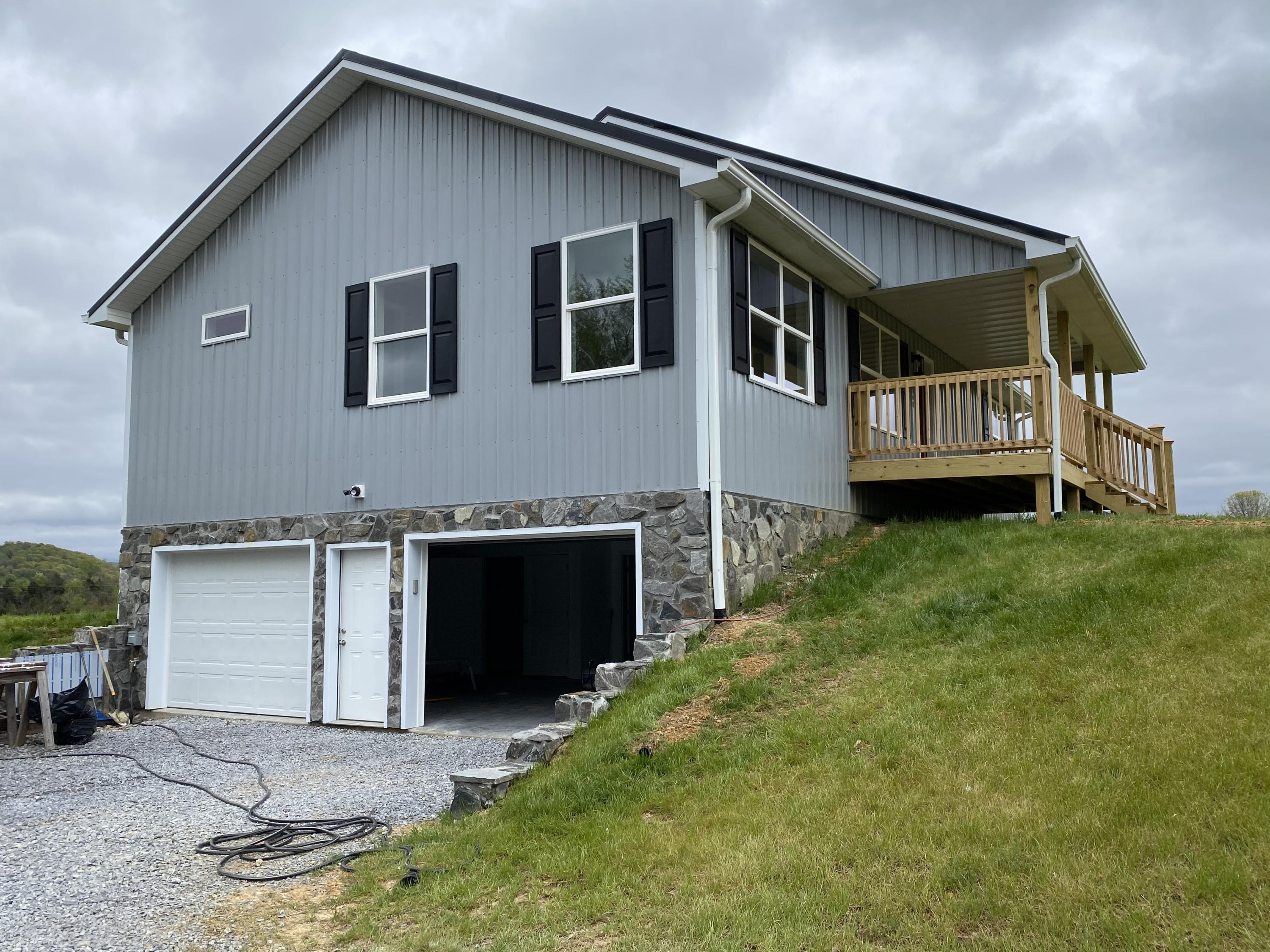 5160 Old Stage Road Chuckey, TN 37641 - Photo 4 of 35 B926BBCD-8940-4E53-BBD9-AAB8FB891FA2