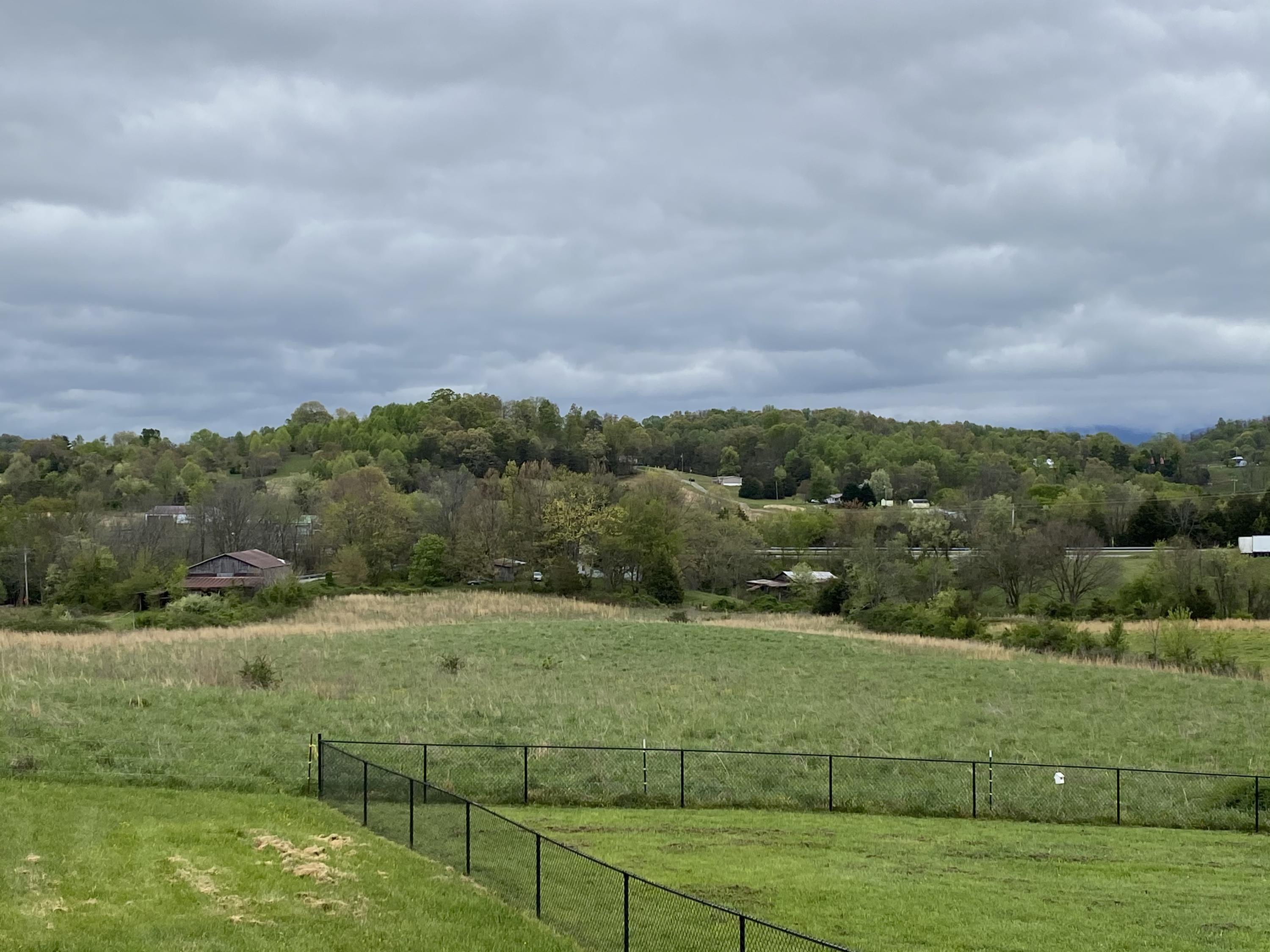 5160 Old Stage Road Chuckey, TN 37641 - Photo 6 of 35 6ECA509E-46FC-48AA-8892-ED547BEC005C
