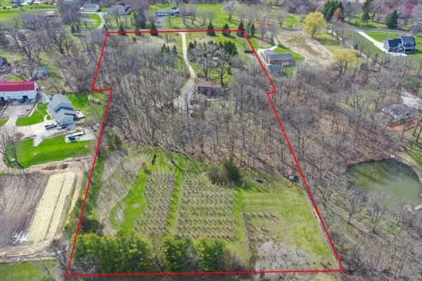 $699,000 | 115 South Westwood Avenue, Burlington, WI 53105