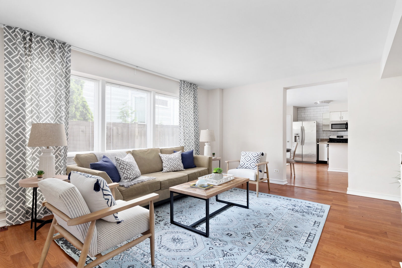 339 Clinton Avenue, Unit 2 Oak Park, IL 60302 - Photo 4 of 24