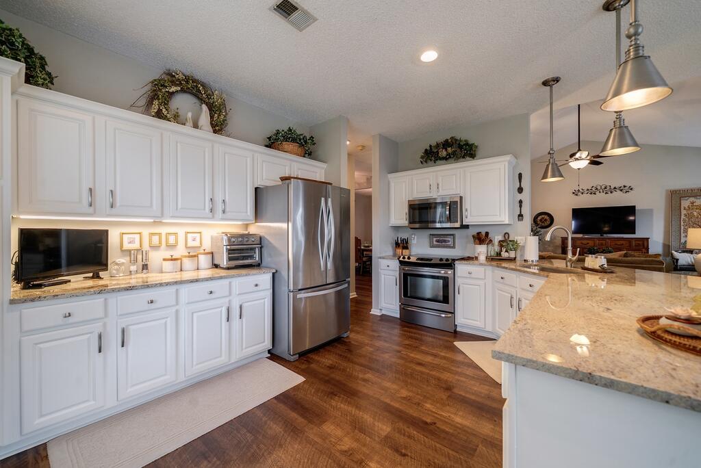 107 Moorhen Road Goose Creek, SC 29445 - Photo 10 of 29 27