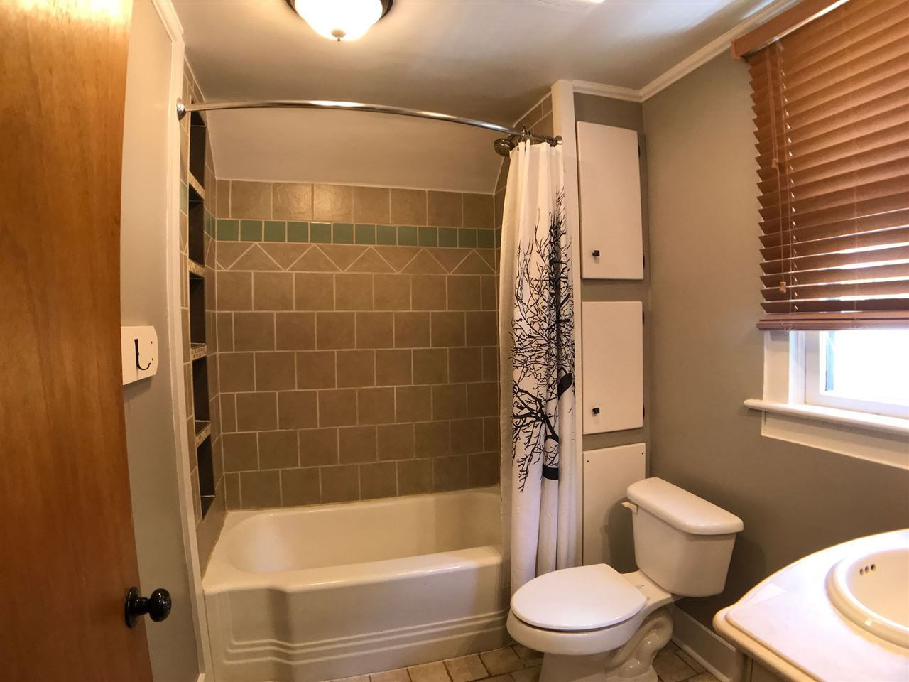 352 Seminary Street Roanoke, IN 46783 - Photo 23 of 31 Gallery Image 23