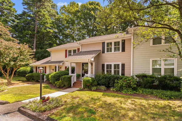 $299,900 | 1524 Edgeside Court, Raleigh, NC 27609