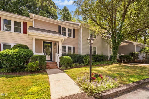$299,900 | 1524 Edgeside Court, Raleigh, NC 27609