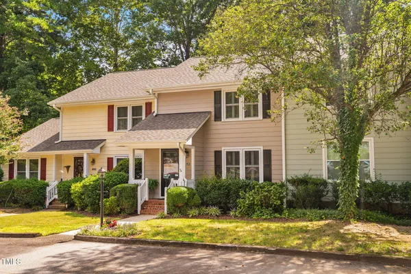 $299,900 | 1524 Edgeside Court, Raleigh, NC 27609