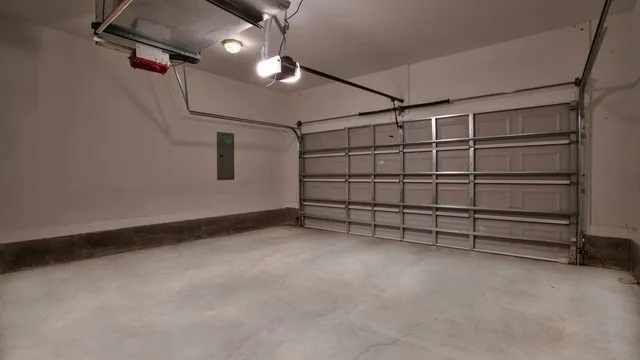 $3,000 | 1864 Belle Vue Way, Tallahassee, FL 32304