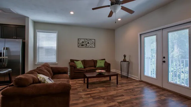 $3,000 | 1864 Belle Vue Way, Tallahassee, FL 32304