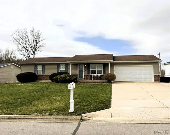 $265,000 | 2520 Trojan Circle, Troy, MO 63379