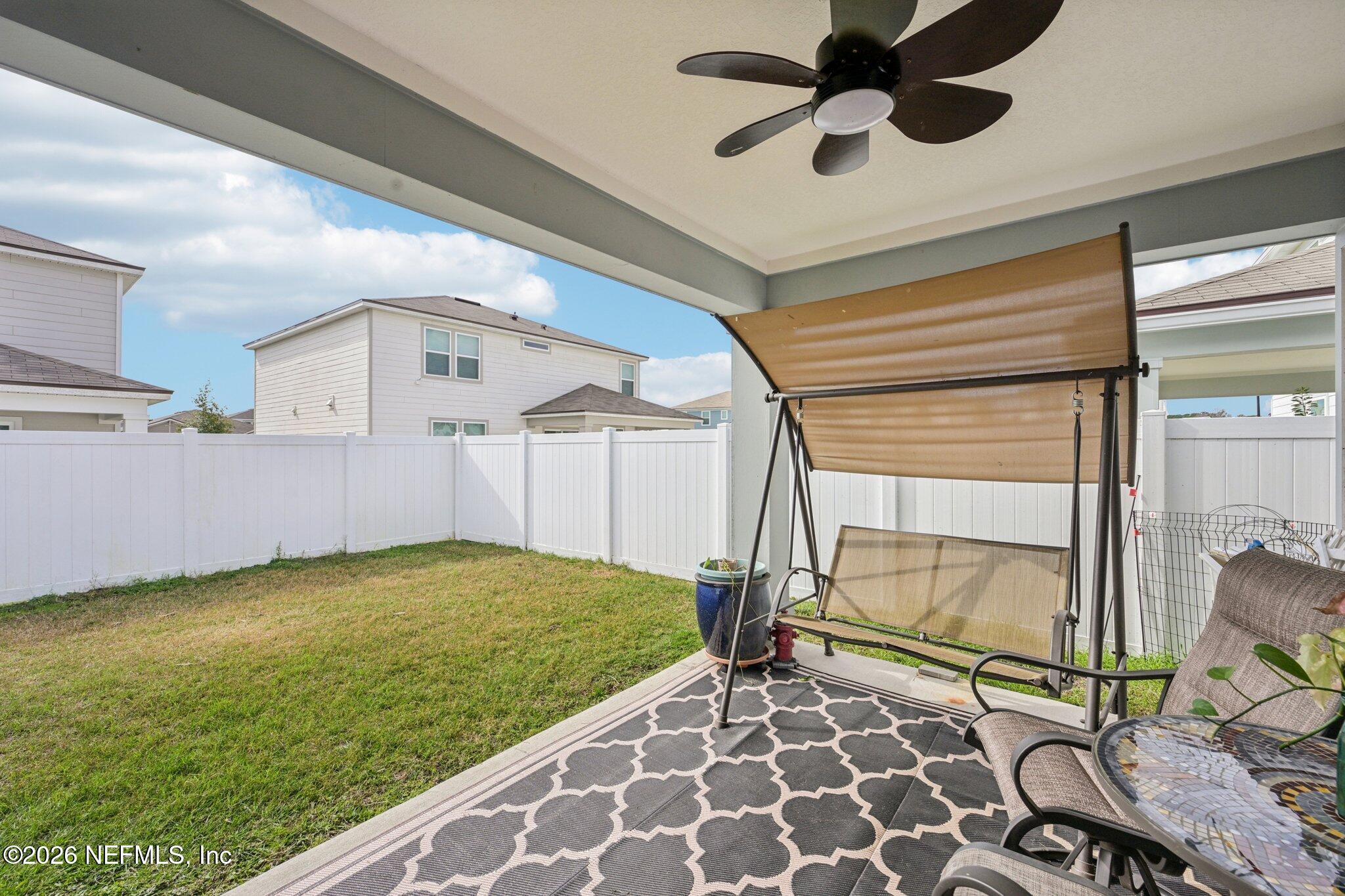 5508 Integrity Way Jacksonville, FL 32244 - Photo 29 of 34 a very nice looking room with a large window