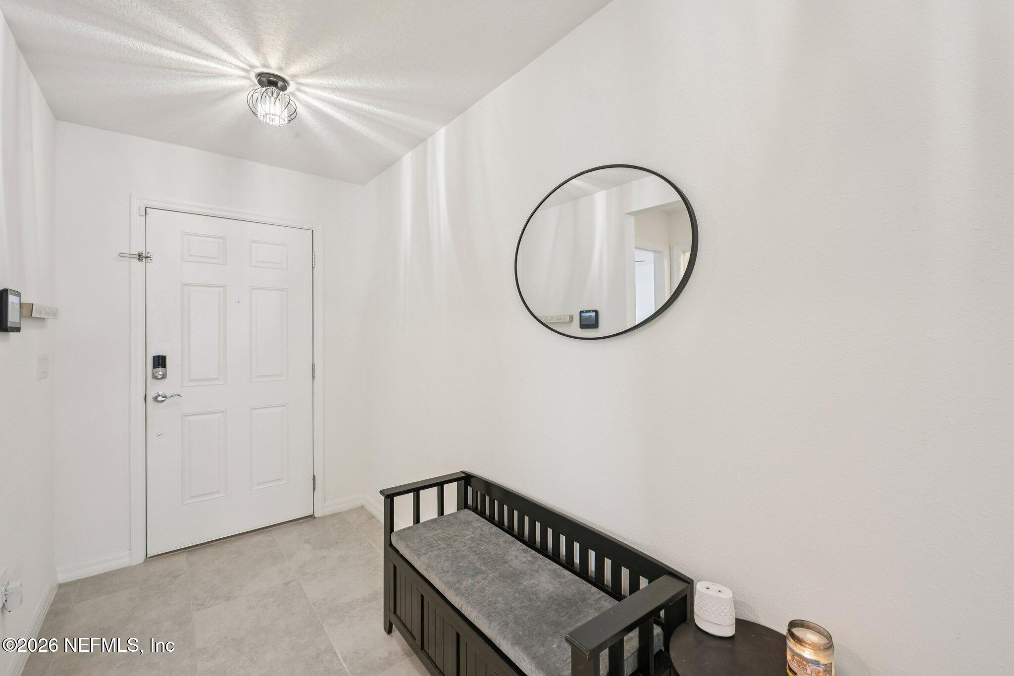 5508 Integrity Way Jacksonville, FL 32244 - Photo 5 of 34 a view of a hallway with entryway