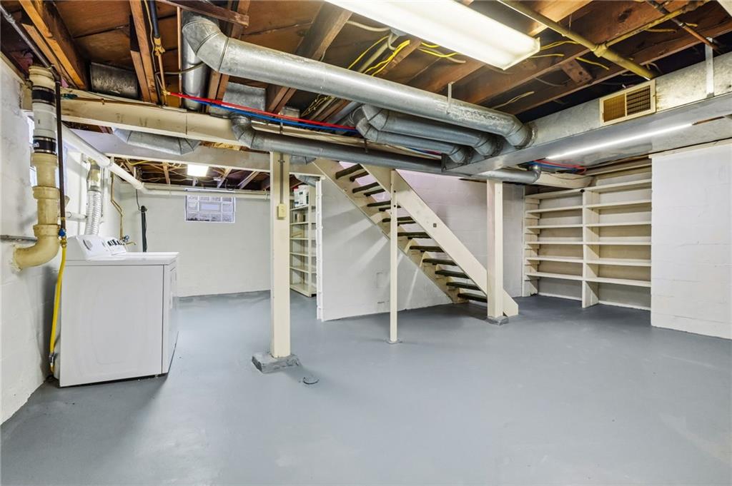 46 East Kennedy Lane McKees Rocks, PA 15136 - Photo 20 of 25 Unfinished with Washer/Dryer