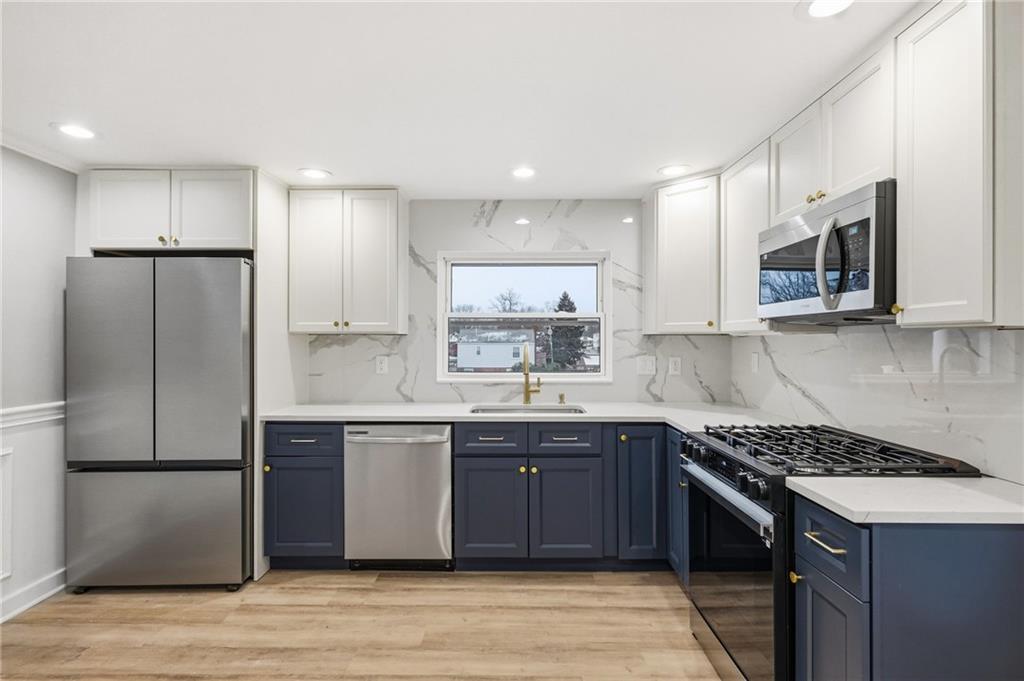 46 East Kennedy Lane McKees Rocks, PA 15136 - Photo 9 of 25