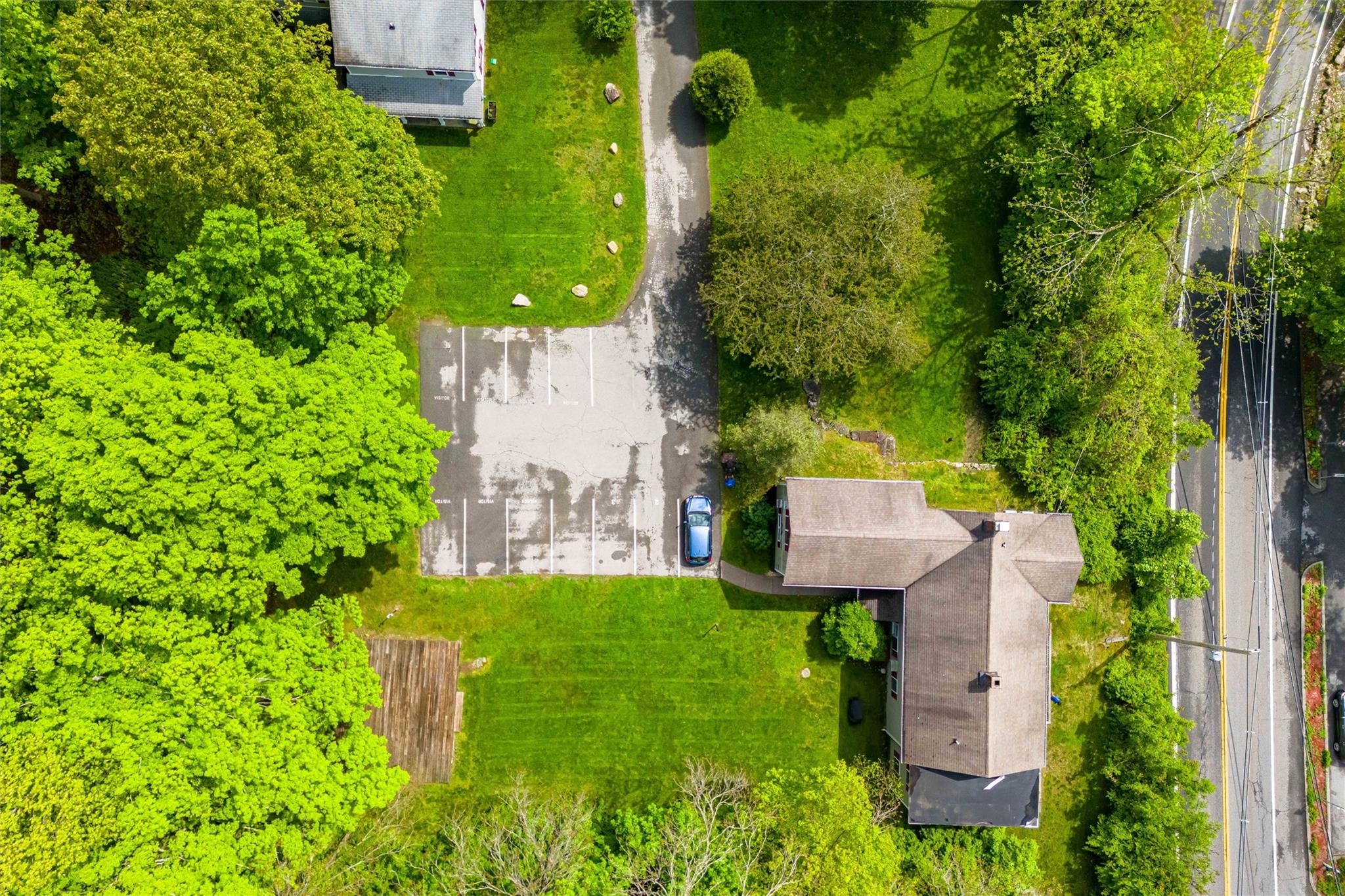 159 Highway 202 Somers, NY 10589 - Photo 47 of 48 an aerial view of a house with a garden