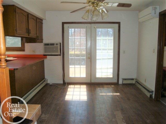 48814 Callens Road Chesterfield, MI 48047 - Photo 11 of 32