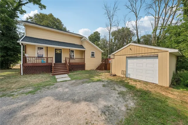 $185,000 | 7 North Street, Gaines, NY 14411