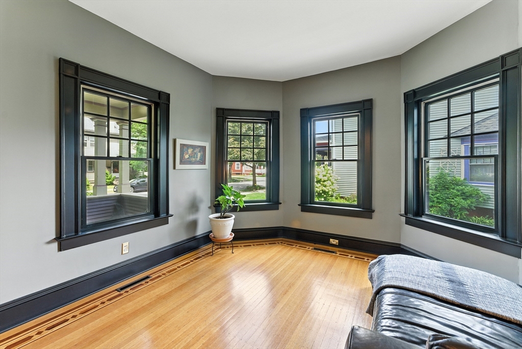 47 Garfield Street Springfield, MA 01108 - Photo 11 of 42 Gallery Image 11