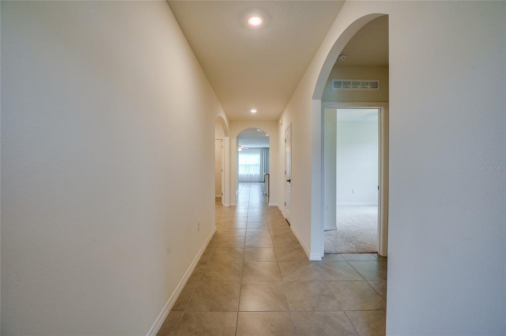 324 Camilla Road Deland, FL 32724 - Photo 5 of 59