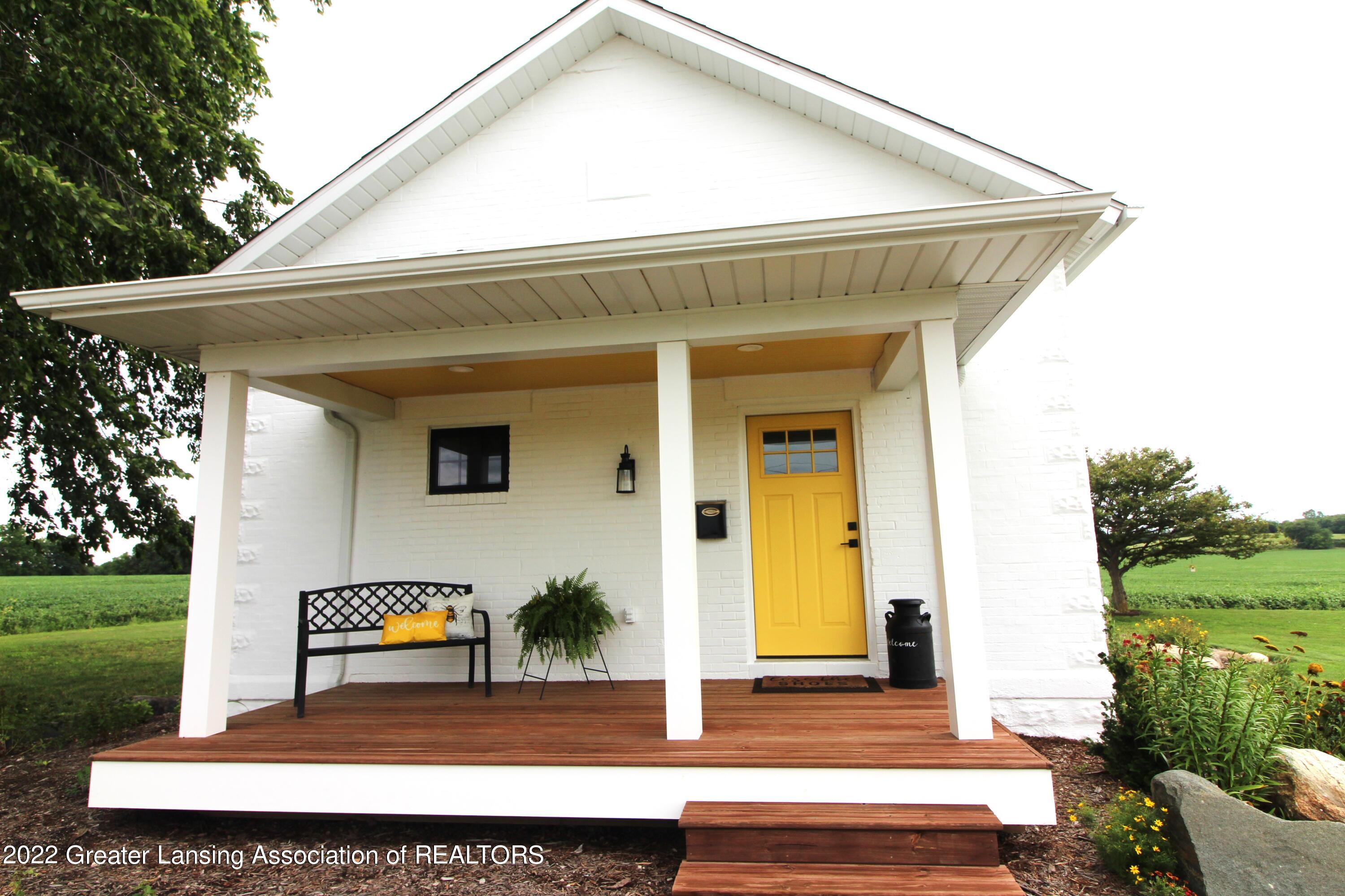 1637 South Dewitt Road St. Johns, MI 48879 - Photo 6 of 57 IMG_3988