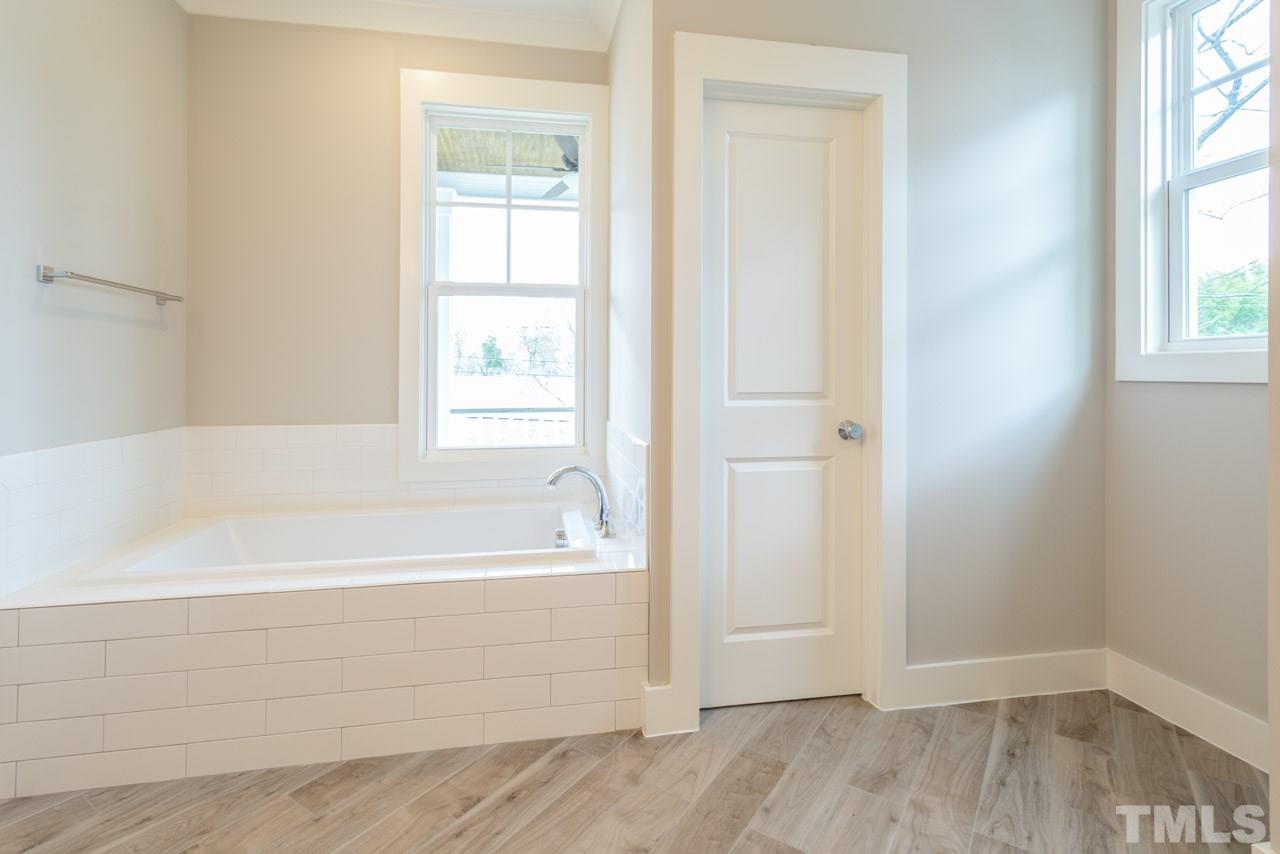 137 Prospect Avenue Raleigh, NC 27603 - Photo 17 of 25