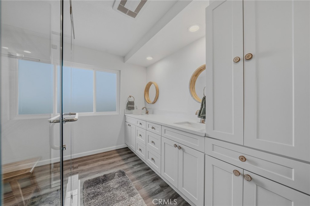 1864 Winterwarm Drive Fallbrook, CA 92028 - Photo 25 of 53 Primary En Suite