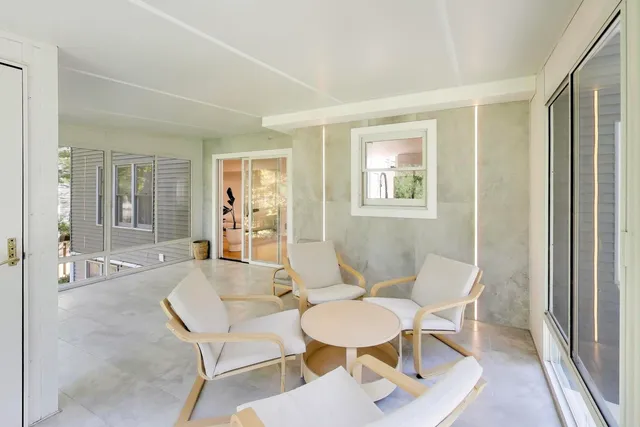 $599,900 | 405 Windham Trail, Carpentersville, IL 60110