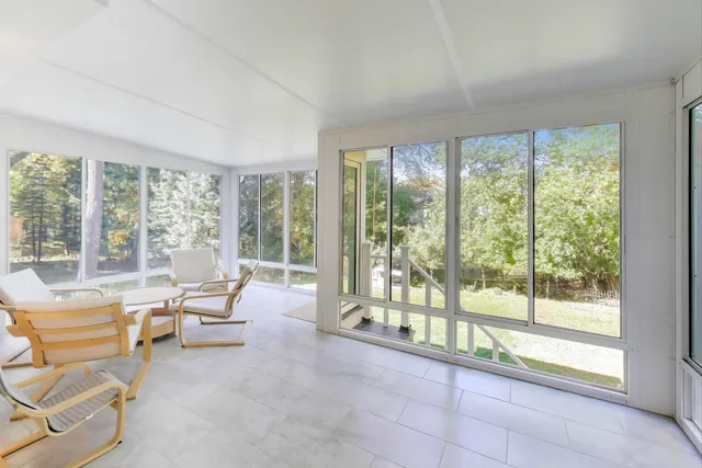 $599,900 | 405 Windham Trail, Carpentersville, IL 60110