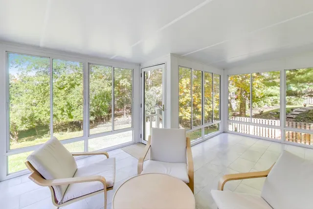 $599,900 | 405 Windham Trail, Carpentersville, IL 60110