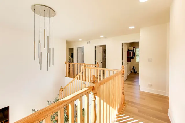 $599,900 | 405 Windham Trail, Carpentersville, IL 60110