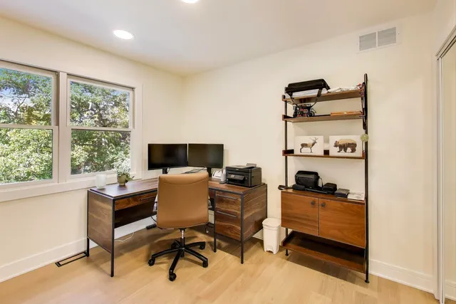 $599,900 | 405 Windham Trail, Carpentersville, IL 60110